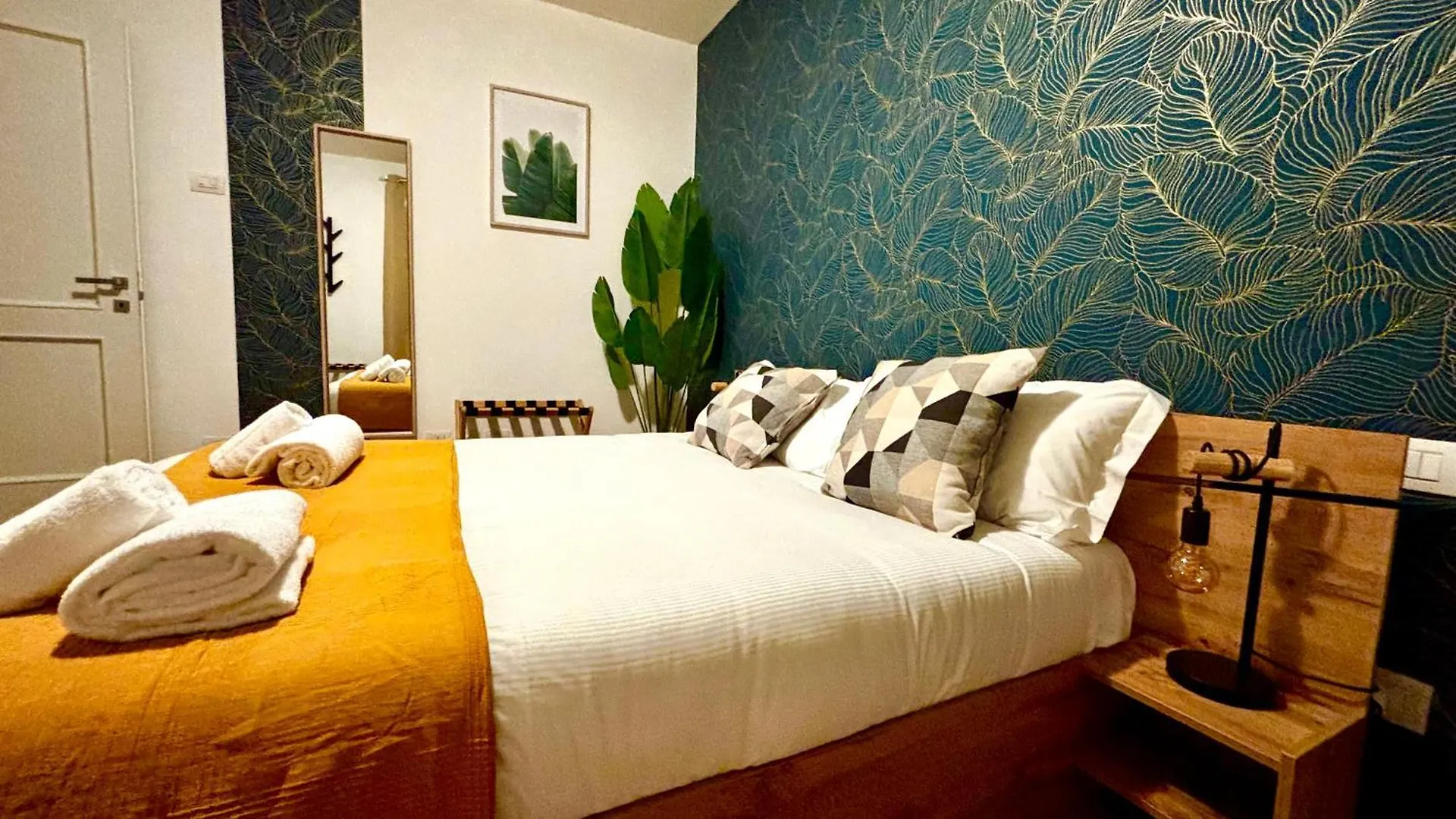 Prime Living - Gold Apartment Sui Navigli Milan Italy