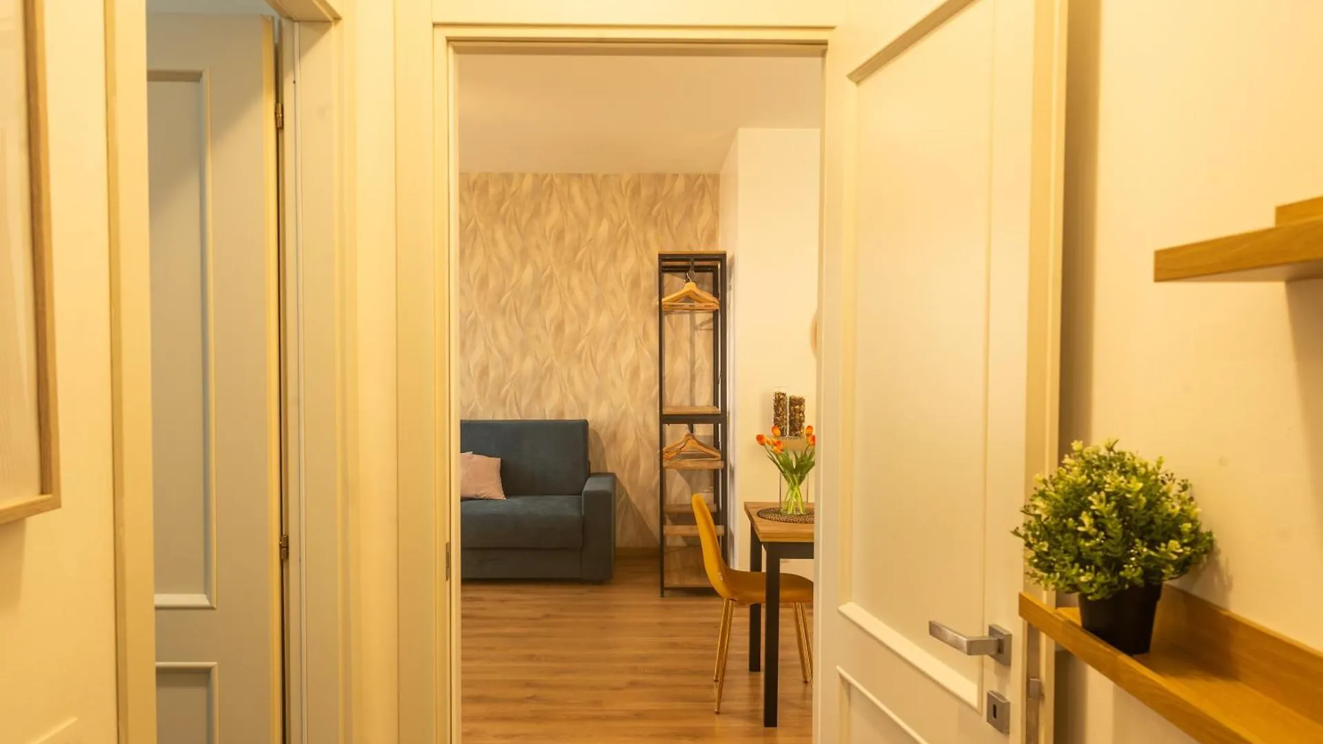 Prime Living - Gold Apartment Sui Navigli Milan